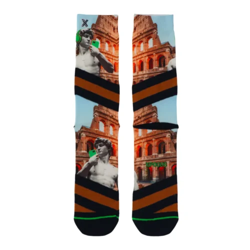 Xpooos Michelangelo Socks combineren klassieke kunst met een speelse, moderne twist. het Colosseum geeft deze sok een unieke, humoristische uitstraling
