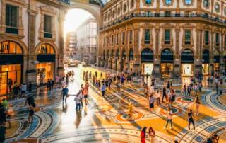 Daansalon gaat naar Milaan! om de nieuwste haarkleurtrends te ontdekken en mee terug te nemen, speciaal voor jou! Volg jij ons avontuur?