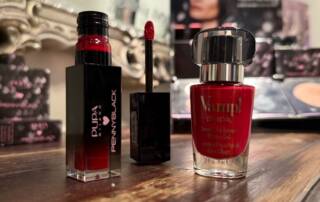 Laat je opmaken en inspireren door de nieuwe kleuren van dit najaar met voor wie wil alvast een sprankeltje glitter voor de feestdagen.